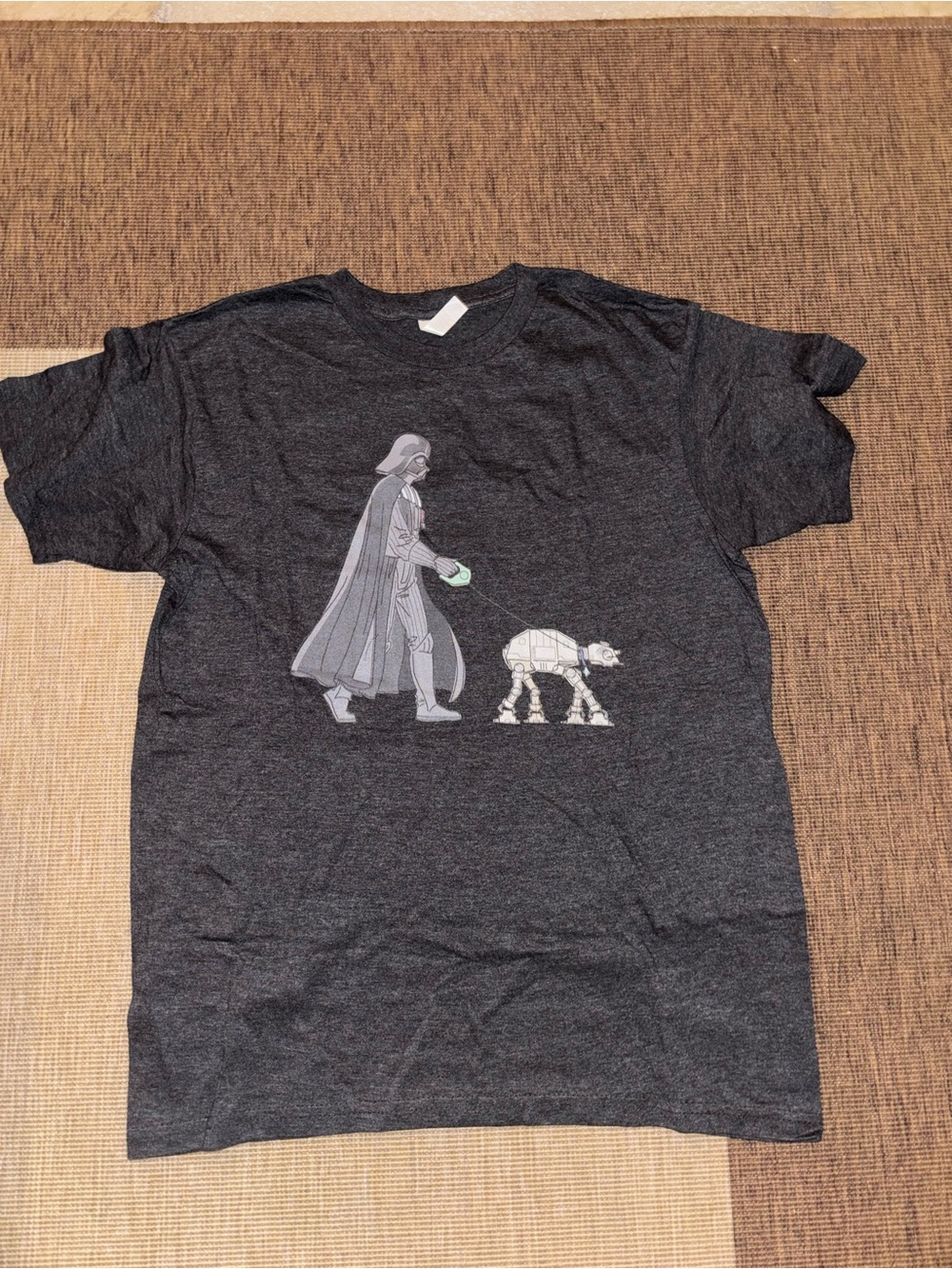 Star Wars Tee Size M